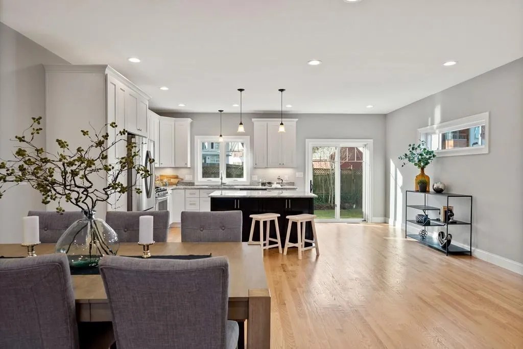 Dining area open to custom kitchen in Wakefield, MA